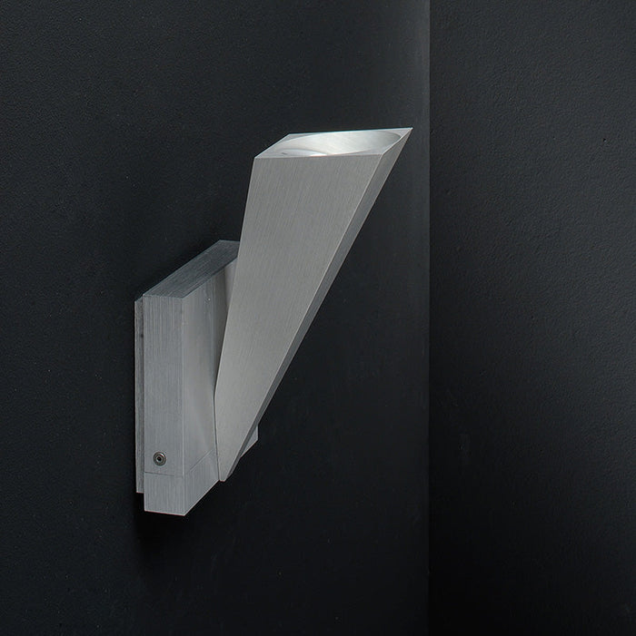 Lerion 12 LED Wandleuchte
