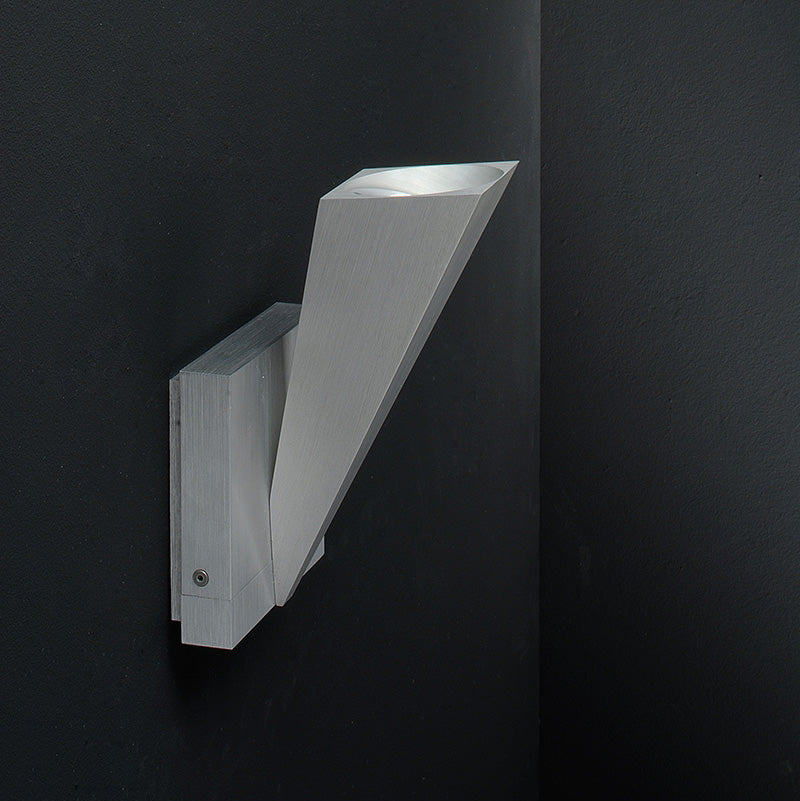 Lerion 12 LED Wandleuchte